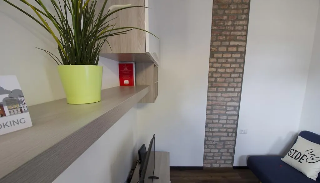 Italianway-Ciaia Apartment Milan Italy