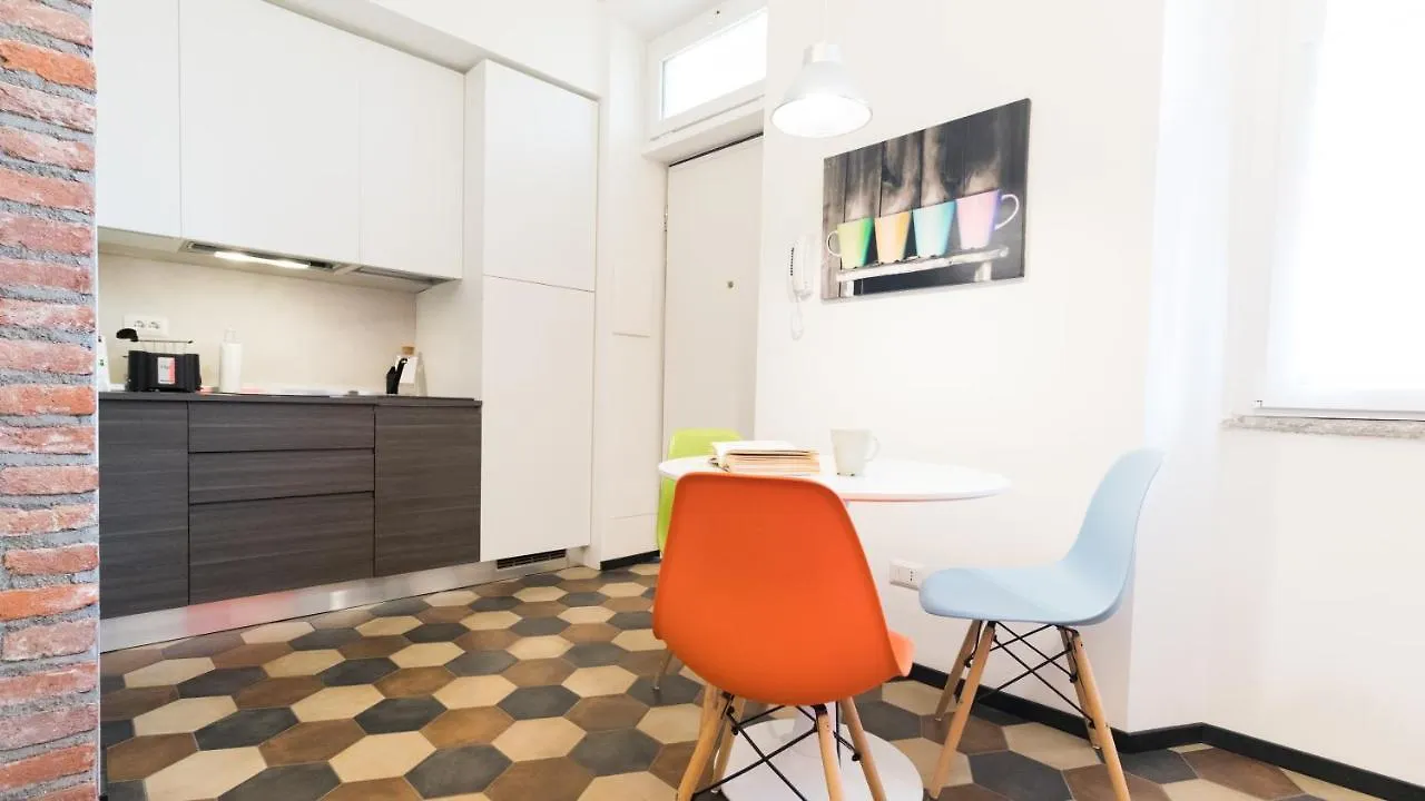 Italianway-Ciaia Apartment Milan