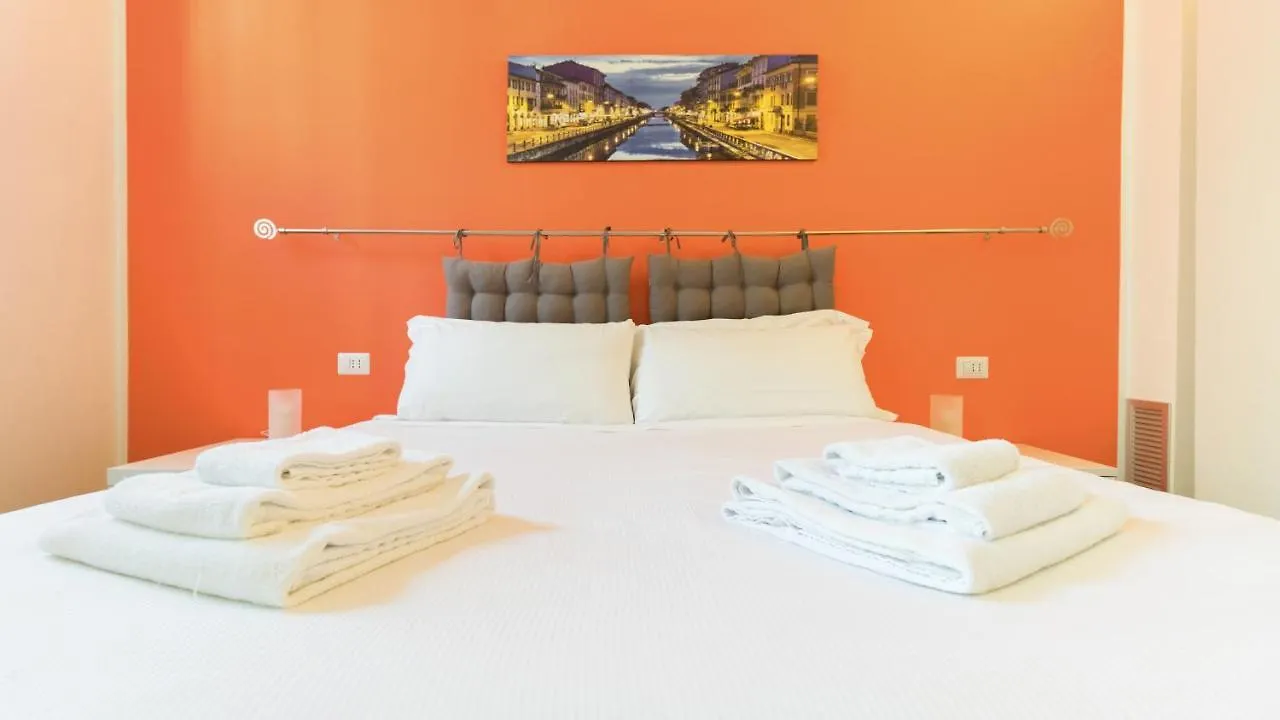 Italianway-Ciaia Apartment Milan